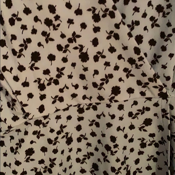 Top - Picture 2 of 4